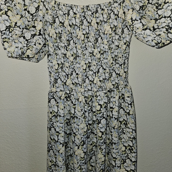 H & M Womans Floral Dress Size Xs - Picture 7 of 9